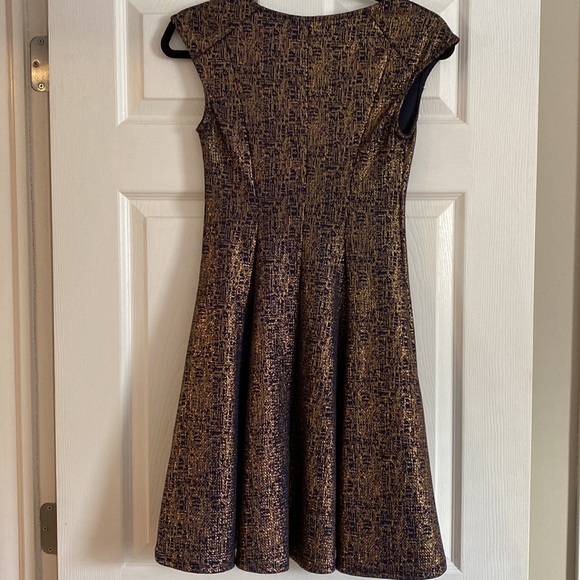 Aiden Y glitzy dress - Picture 4 of 4